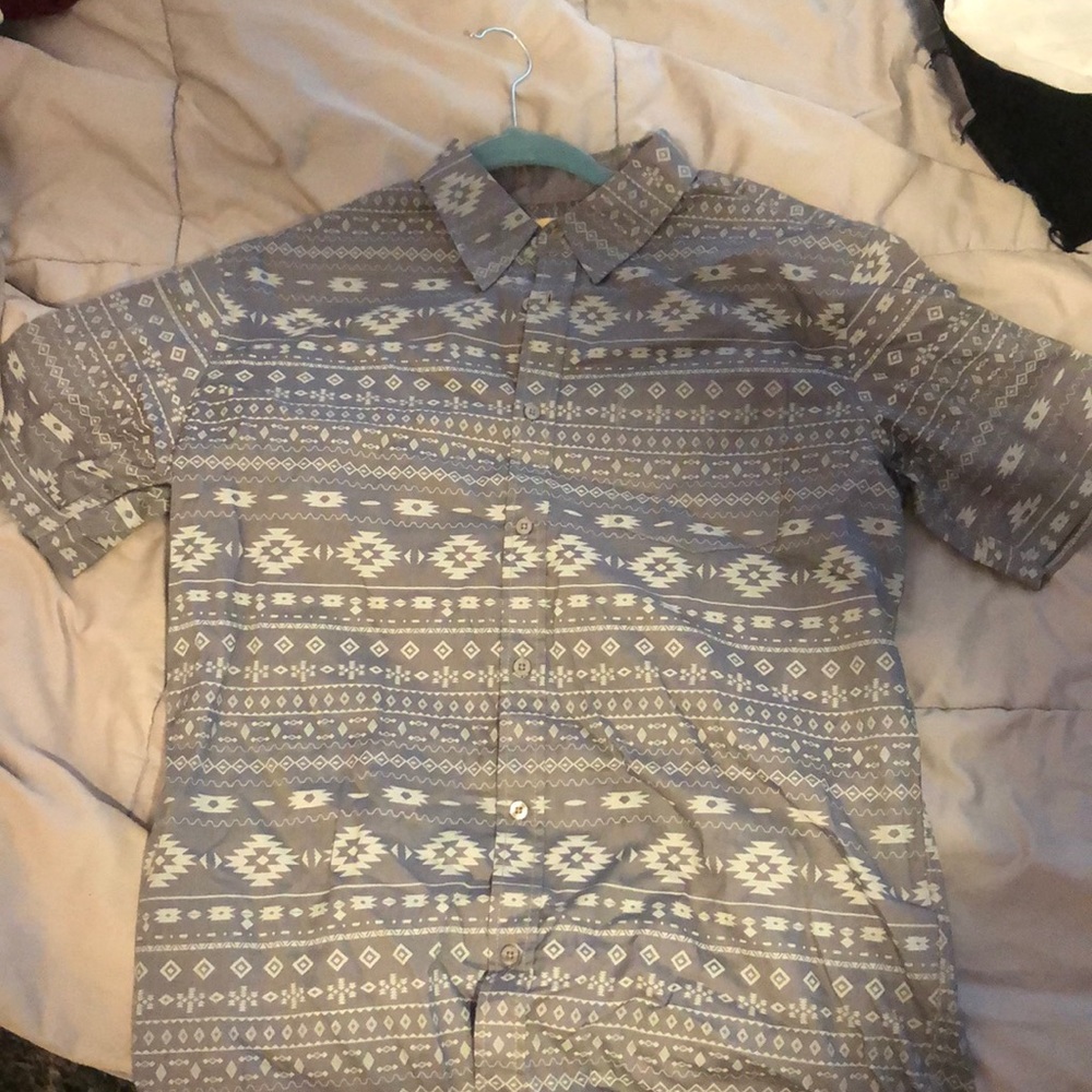 Coastal Large button-down t-shirt